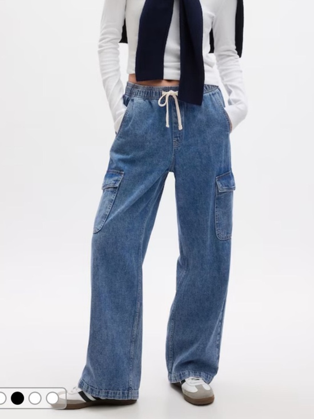 NWT Gap Pull-On Cargo Jeans